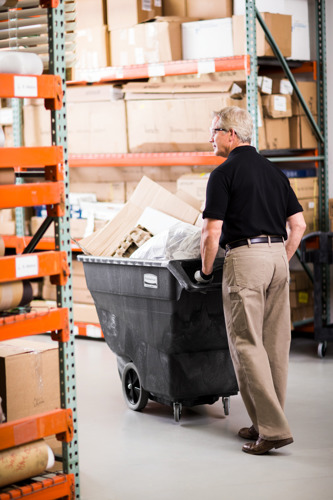 Rubbermaid Bulk Collection Truck featuring secure locking mechanisms to prevent spillage during transit