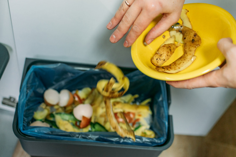 food and garden waste in commercial facilities