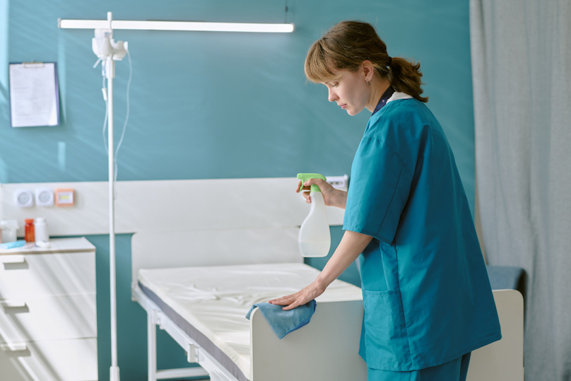 enhancing sanitation with rubbermaid hygen cleaning products